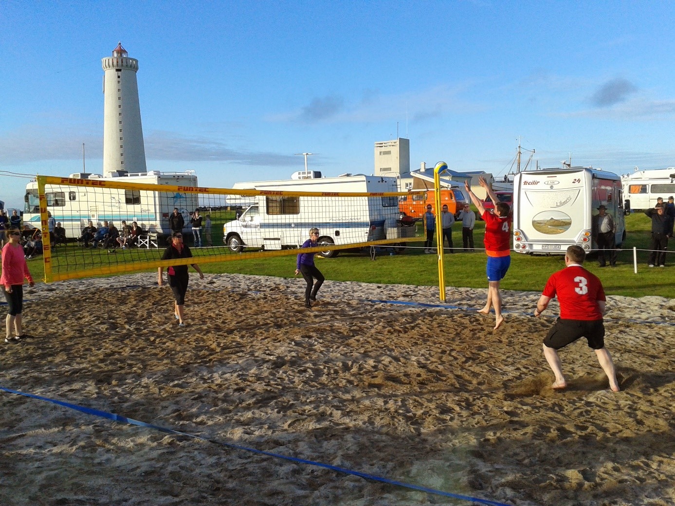 Sólsetursmót í blaki